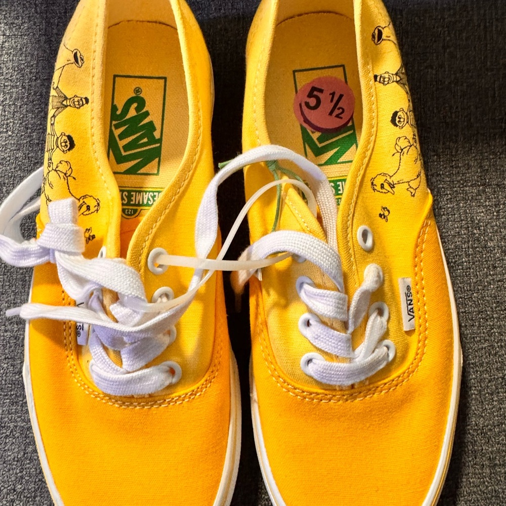 Vans Yellow Sneakers Classic Low-Top Style - Picture 3 of 5